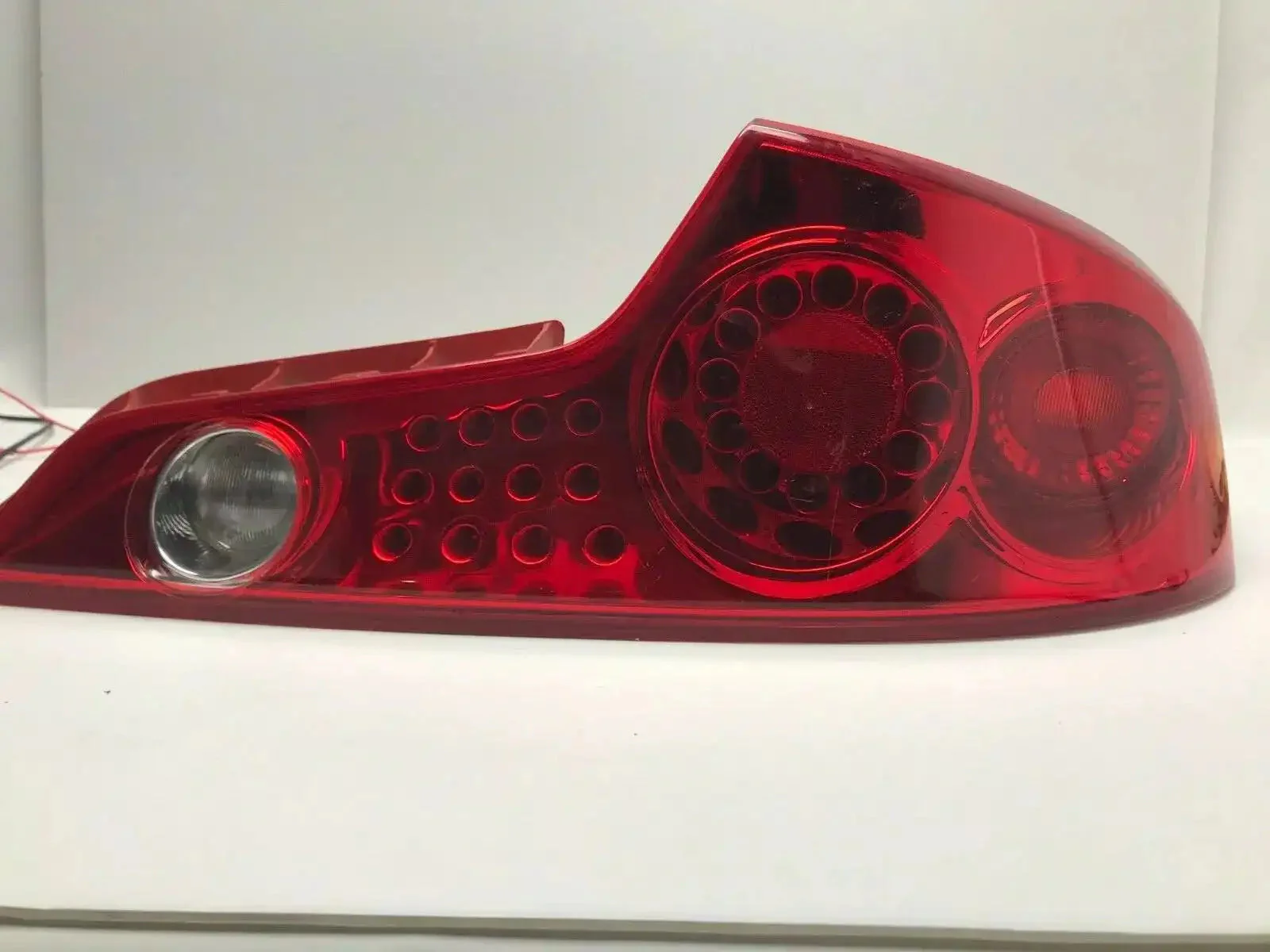 03-05 INFINITI G35 COUPE RIGHT PASSENGER TL REAR OEM FACTORY MADE IN JAPAN | ORACLE Outlet | GRADE B - Image 5