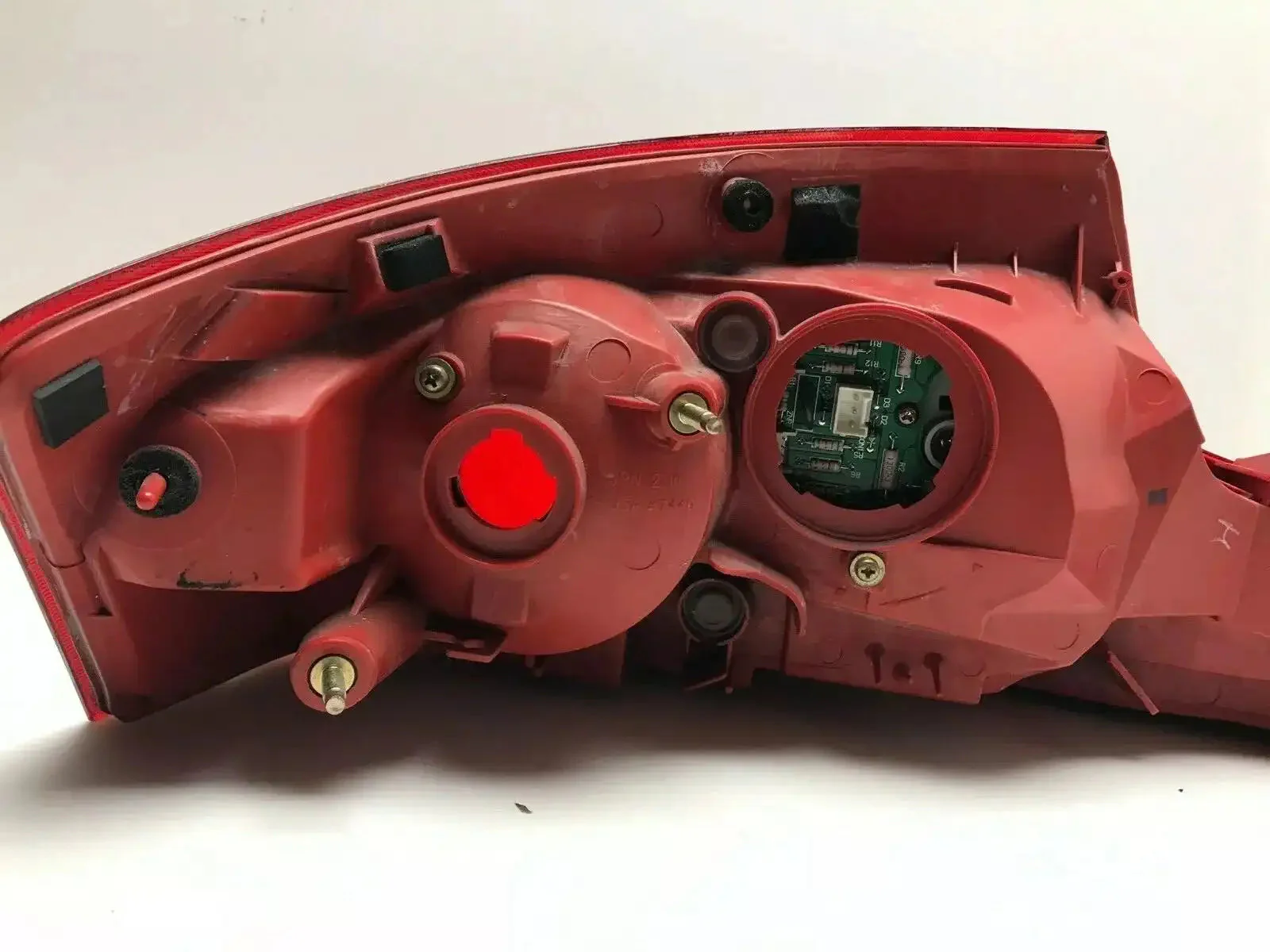 03-05 INFINITI G35 COUPE RIGHT PASSENGER TL REAR OEM FACTORY MADE IN JAPAN | ORACLE Outlet | GRADE B - Image 7