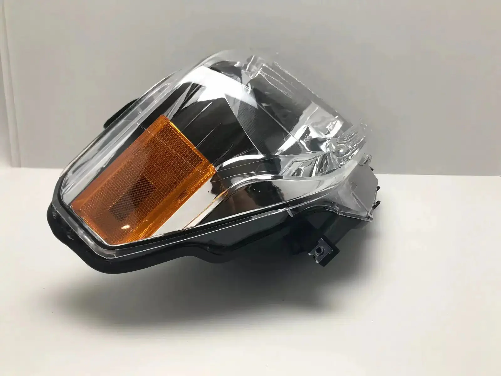 14-16 Toyota Tundra Passenger Right Halogen Headlight w/o Leveling Lamp - Image 2