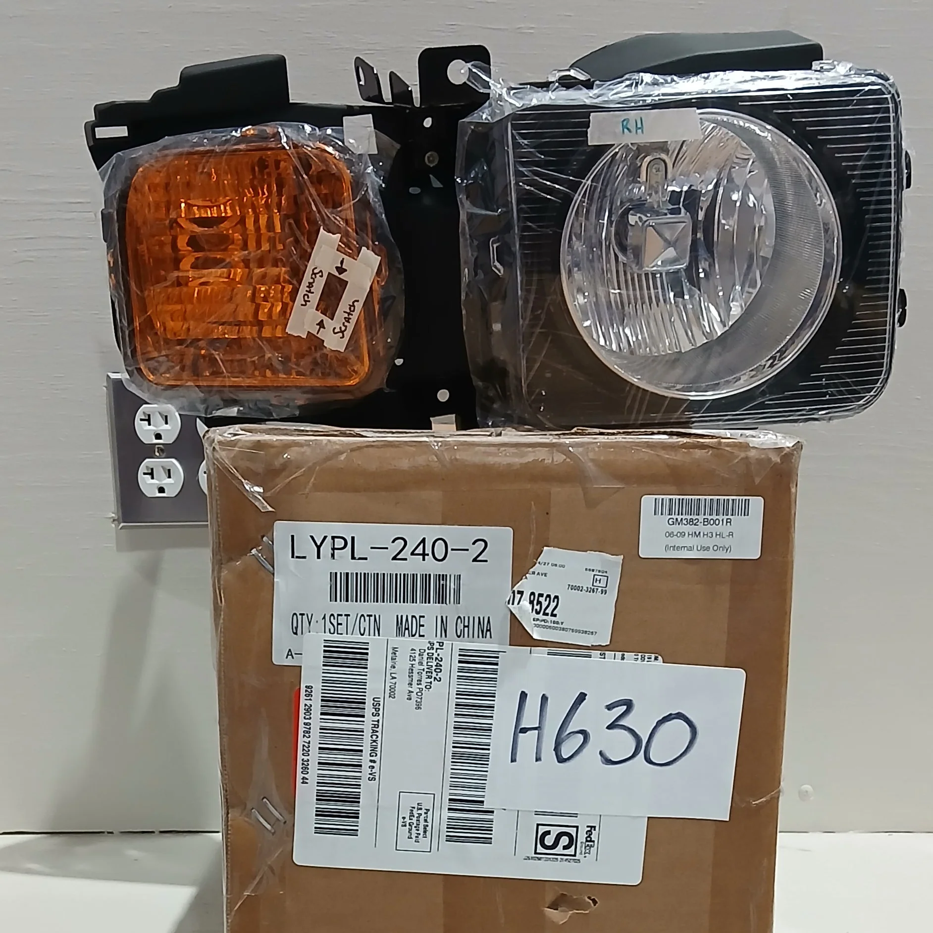 2006-2009 Hummer H3 Headlight - Right | ORACLE Outlet | GRADE B - Image 3