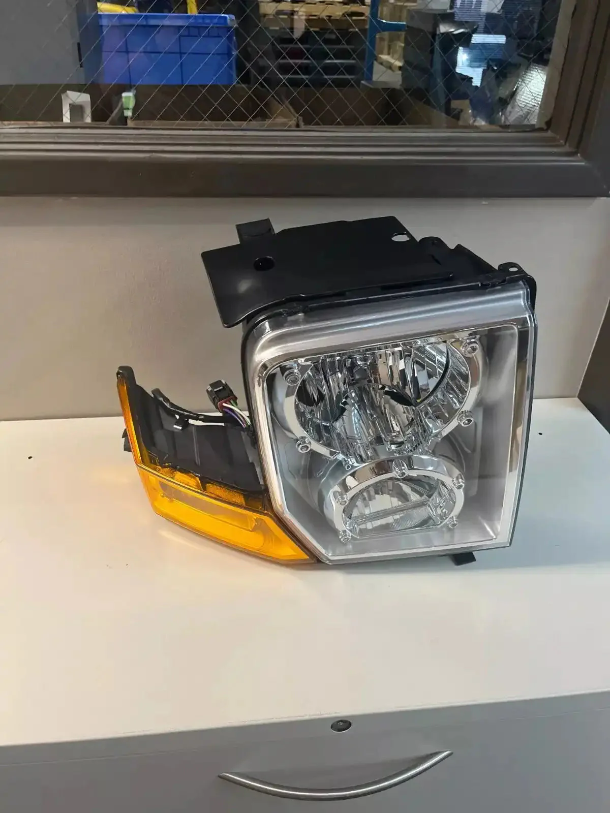 New DEPO 2006-2010 Jeep Commander Passenger Side Headlight - 333-1178R-AS - Image 3