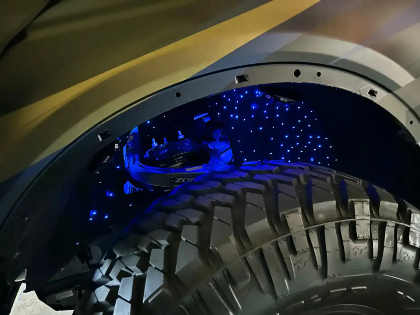ORACLE Lighting Fiber Optic Wheel Liner ColorSHIFT RGB+W Kit - 40W LED/ 600 Fibers - Image 9