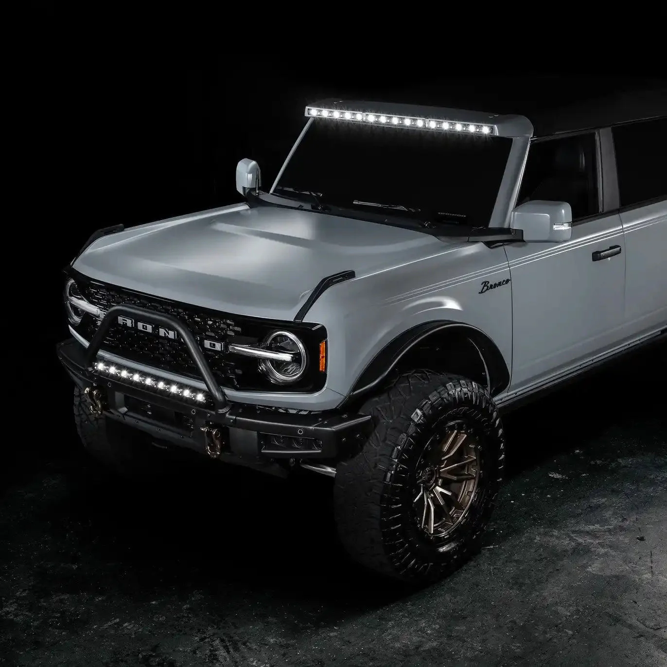 Ford Bronco Integrated Roof LED Light Bar | ORACLE 18,000 Lumens 240W - Image 26