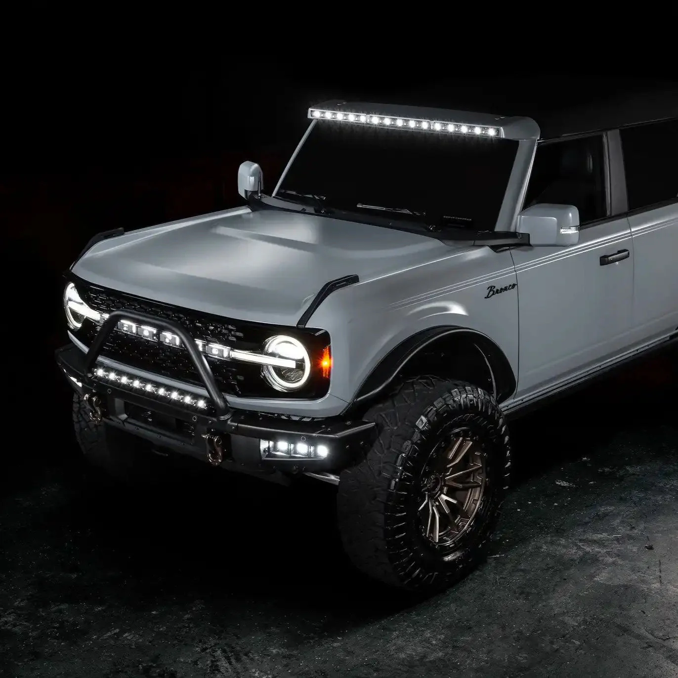 Ford Bronco Integrated Roof LED Light Bar | ORACLE 18,000 Lumens 240W - Image 28