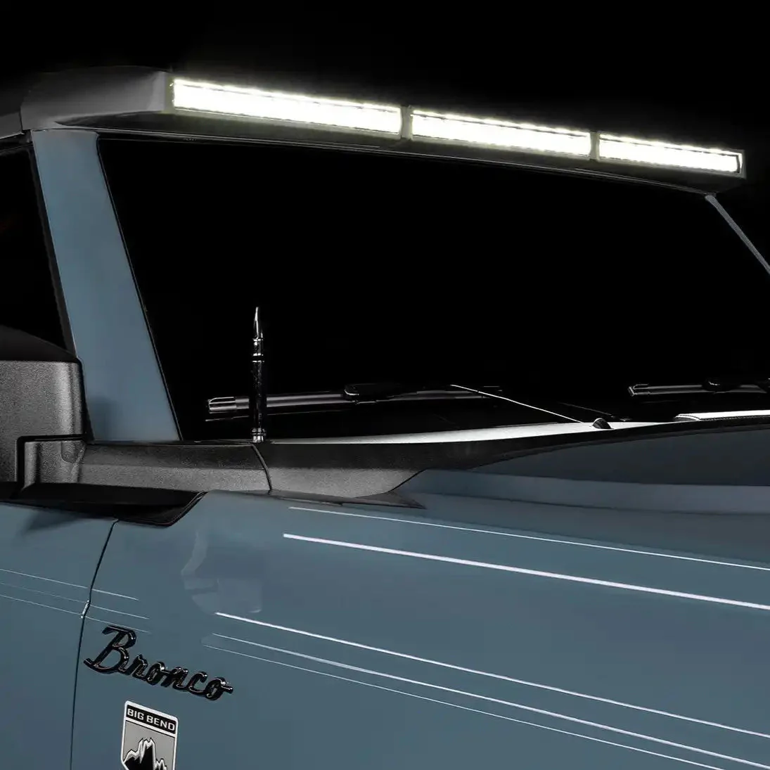Ford Bronco Integrated Roof LED Light Bar | ORACLE 18,000 Lumens 240W - Image 40