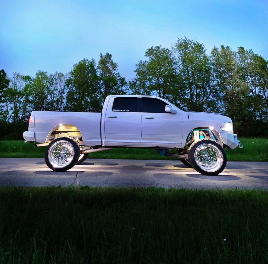 ORACLE Lighting LED Illuminated Wheel Rings - ColorSHIFT - Image 28