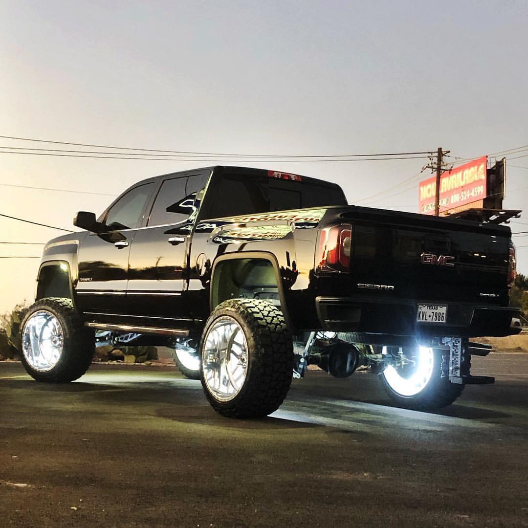 ORACLE Lighting LED Illuminated Wheel Rings - Dynamic ColorSHIFT - Image 34