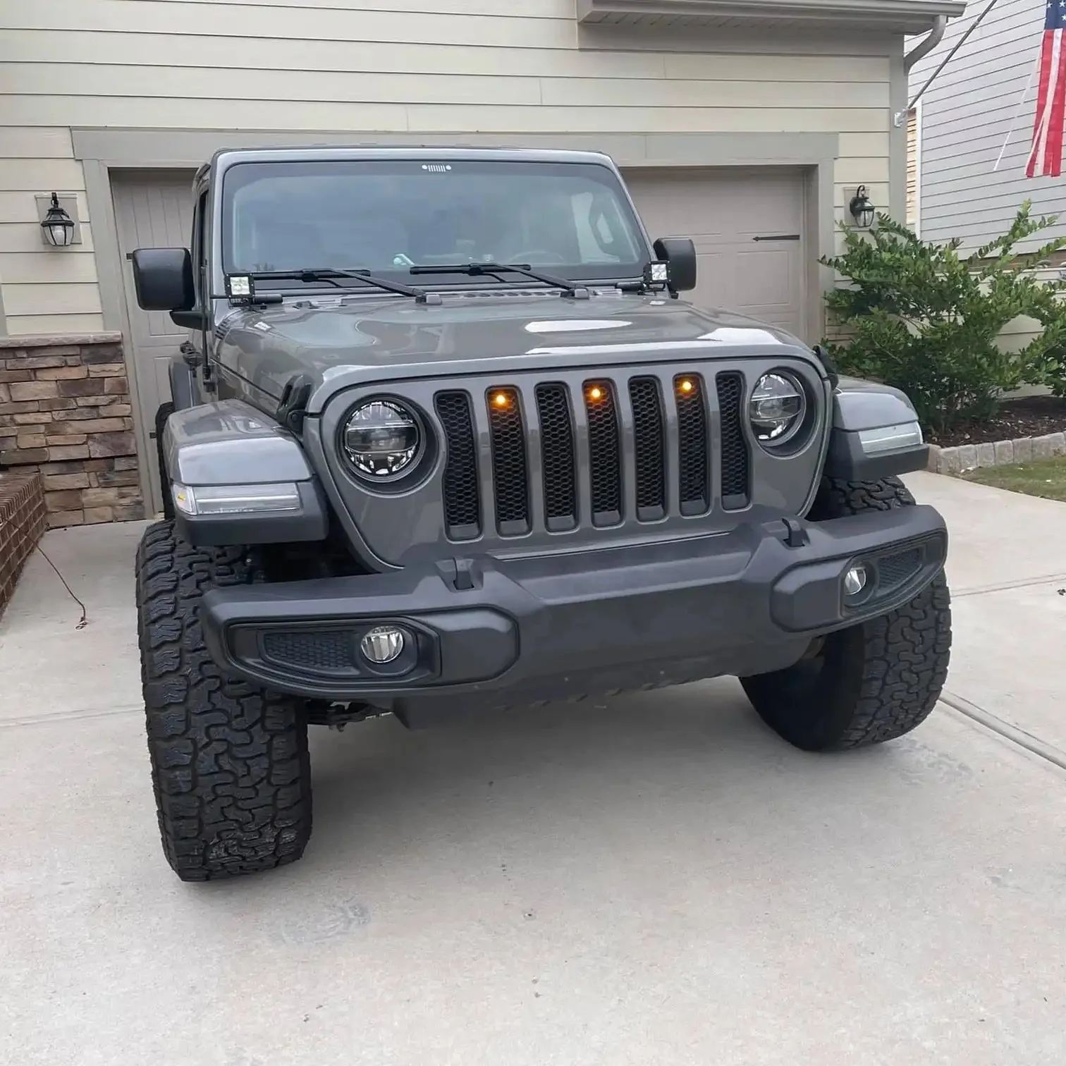 ORACLE Lighting Pre-Runner Style LED Grill Light Kit for Jeep Gladiator JT - Image 24