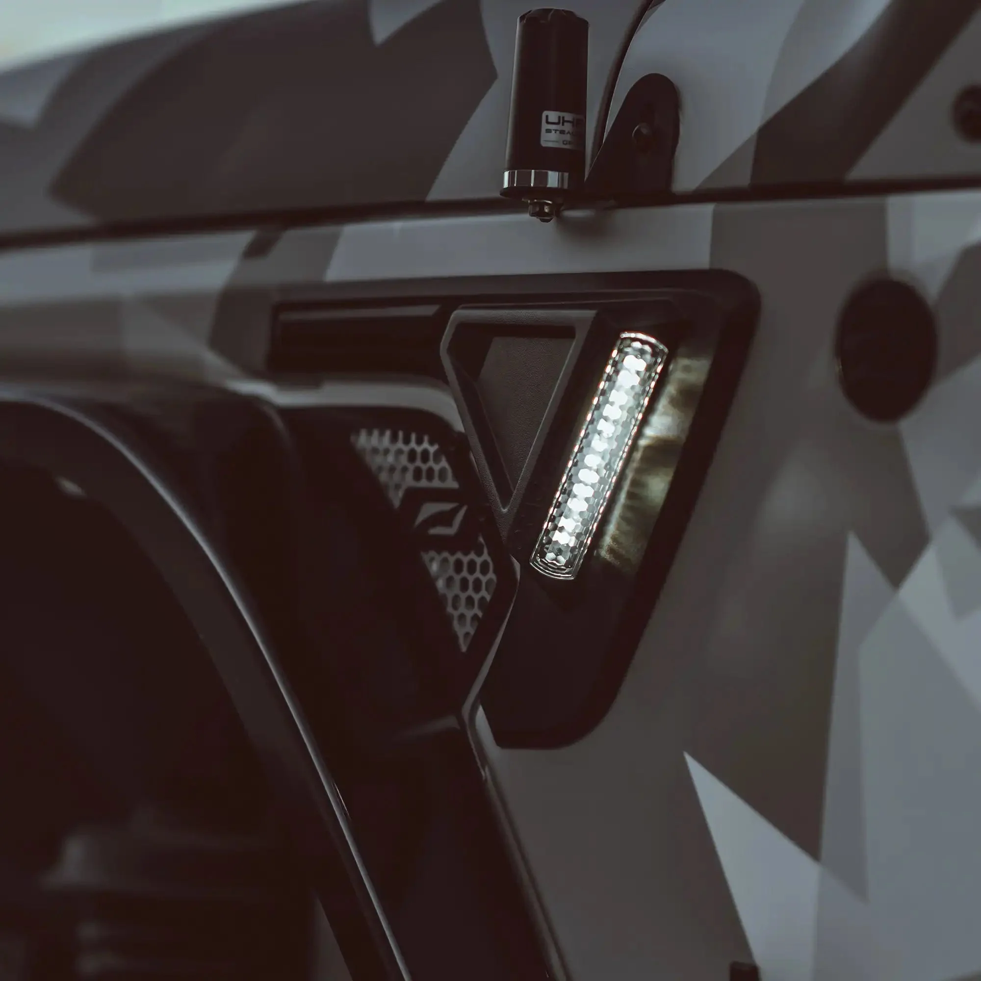 Jeep Wrangler JL & Gladiator JT Sidetrack LED Fender Lights - Entry & Turn Signal | ORACLE - Image 22