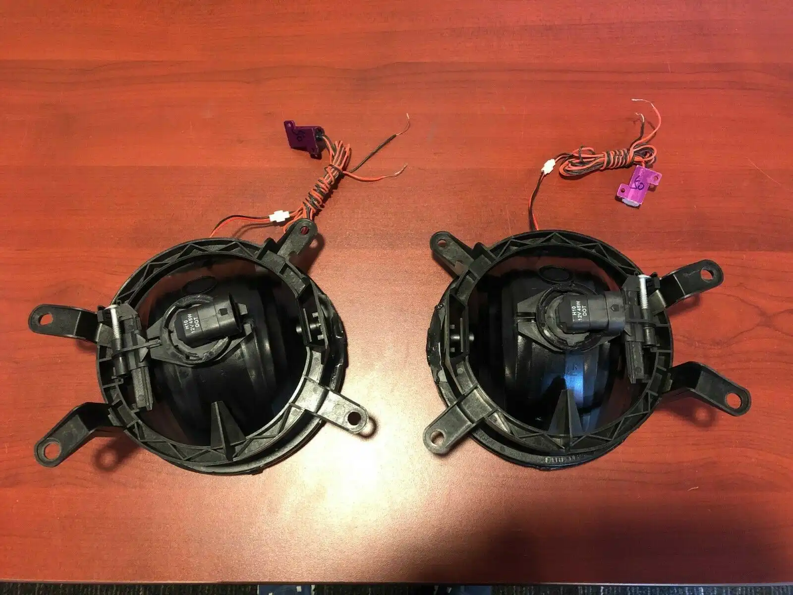 USED ORACLE 2005-2009 FORD MUSTANG GT WHITE PLASMA HALO FOG LIGHTS 7049-051 | ORACLE Outlet | GRADE C - Image 6
